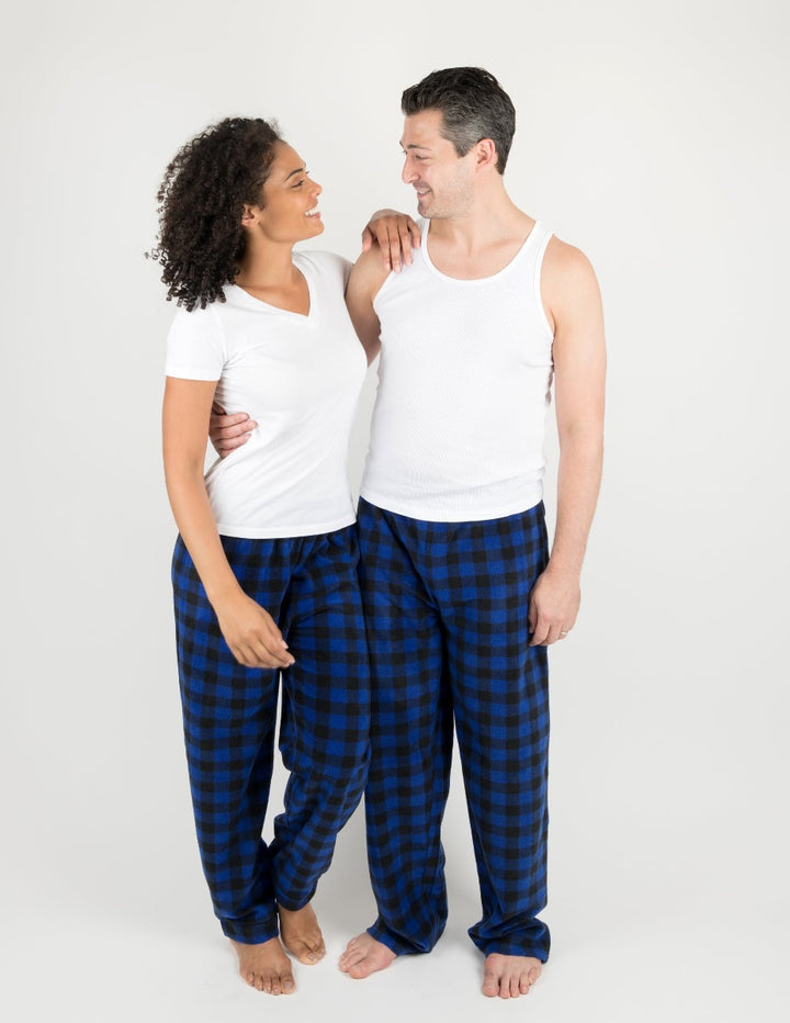 black and navy plaid men's fleece pants